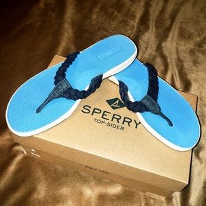 Sperry sandles